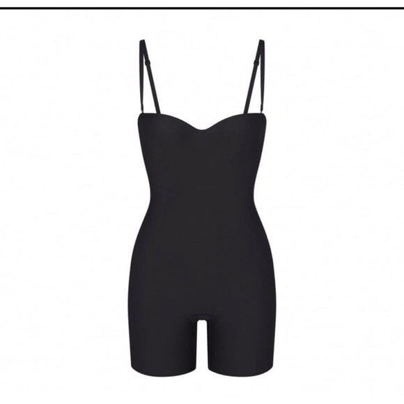 NWT SKIMS BODY UNDERWIRE MID THIGH BODYSUIT OYNX Large DD - Picture 1 of 8